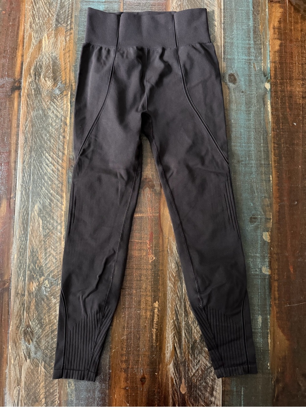 H&M MOVE Women’s S Chocolate Brown Athletic Leggings | SKU 0430
